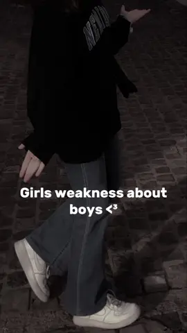 #inshort taehyung 😉💜#Girls weakness about boys👀🙃❣️#what is your weakness #kim taehyung version 👍💜#BTS 