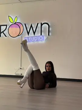 📍 @Brown Dance Studio  Outfit @Fessier 