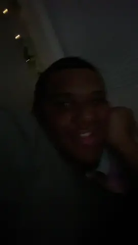 whyd he look like that 💀 #fyp #foryou #xyzbca #im18tiktokdonttakethisdown #viraltiktok #blowthisup #fakebodyyy #im18 #famous #viral #makemefamous #greenscreenvideo #givemeviews 