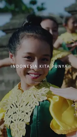 Single Lagu ‘INDONESIA KITA PUNYA’  dari @MalaikaAZURA ,  Lirik lagunya bikin kita jadi lebih bersyukur dan cinta sama tanah air Indo. Kuy, tulis di komen, hal apa sih yang paling kalian syukuri sebagai anak Indo? Lagu “INDONESIA KITA PUNYA” sudah bisa disaksikan di Official Youtube Malaika AZURA dan sudah tersedia di semua platform musik digital ✨ .. Song: INDONESIA KITA PUNYA @malaika.azura Cr/Youtube: Malaika AZURA .. #indonesiakitapunya #malaikaazura  #laguanak #laguanakindonesia  #laguanakhits 