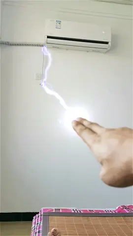 Hiệu ứng dòng điện #editvideos #hiệuứngghépvideo #LearnOnTikTok #edit #hiệuứng #videoedit #kyxaodienanh #điện #maylanh #electric 