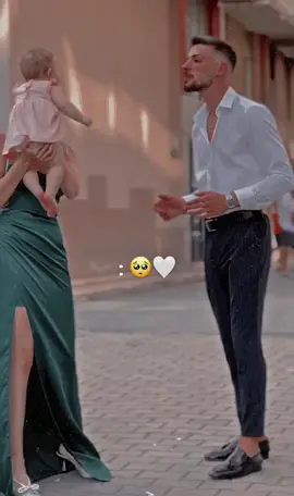 #اب #وطفل #وامو 😂😂😂😂😂😂😂شو. اكتب يعني #😍😍😂😂😂😂 😍😍😂😂