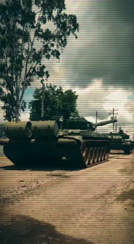 T-72B1V | Tanque Ruso que actualmente es el MBT Principal del Ejército Bolivariano de Venezuela. 41 Brigada Blindada 🎥by Emerlin Rojas @Teresa  #fanb #ejercito #tank #russtank #rusiantank #t72 #venezuela #army #armoredcombat 