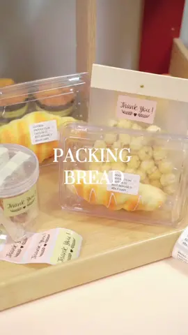 Packing for bakery small business🥐🥯🧁#NIIMBOT #packingorders #asmrpackaging #inklessprinter #SmallBusiness #smallbiz #giftideas #stickers #viral #asmr #foryoupage 