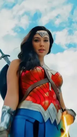 Wonder Woman’s cameo in Flash! #wonderwoman #batman #flash #galgadot #dc #fyp #foryou 