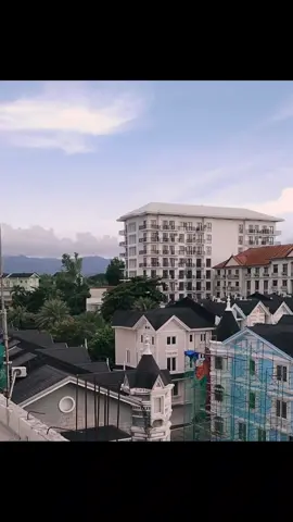 Roof deck plus habagat #BatangasCity #Pontefino #scene #engineer 