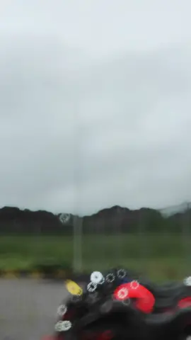 🌧️🥶#cb150rjarijarimedan  #cb150rjarijarikualatanjung  #cb150rjarijarinusantara #scorpio225#foryoupage #berandafyp#fyp 