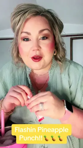 Happy Monday!!! Lets make a water!!! #skinnymixes #watertok #watertiktok #skinnysyrups #fy #fyp #watertok2023 #watertokgirlies #hydration #watergoals #pineapple #fruitpunch 🥤🥤💗💗🍍🍍🥰🥰