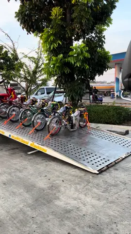 ปลายปีนี้มีเซอร์ไพรซ์แน่นอนซุปเปอร์โอเพ่น#บอมรังสิต#