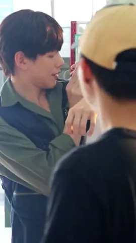 เบื้องหลังน่ารักจังเลย คลั่งรักมากๆ🫠 #ต้าห์อู๋ออฟโรด #daouoffroad #ouroad #ต้าห์อู๋ #ต้าห์อู๋laz1 #oueiija #ออฟโรด #ออฟโรดlaz1 #รักไม่รู้ภาษา #loveintranslation 