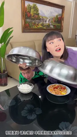 Mua đồ ăn uống siêu ngon ở phần trưng bày trong trang cá nhân của mình tha hồ lựa chọn nha!! - Chill Home Chinese Recommendation food Troll funny #foodchallenge #eatingshow #ASMR Video Nấu nướng ẩm thực Ăn Uống Ngon Trung Quốc Hài Hước おいしい食べ物 おいしい食べ物#食べ物 韓国 男子 Hot China SHOW 2023 ASMR CHINESE FAMILY FOOD MUKBANG EATING입안에서 녹는 couple's eating style. 夫婦の食事スタイル くつろぎ 家庭中華 おすすめ料理 トロール 面白い 動画 料理 おいしい中華ユーモア, युगल की खाने की शैली चिल होम चाइनीज़ सिफ़ारिश भोजन ट्रोल मज़ेदार , estilo de alimentação do casal Chill Home Chinês Recomendação comida Troll engraçado , estilo de alimentación de la pareja Chill Home Chino Recomendación comida Troll divertido , stile alimentare della coppia Chill Home Chinese Raccomandazione cibo Troll divertente , Essstil eines Paares Chill Zuhause Chinesisch Empfehlung Essen Troll lustig , de eetstijl van het stel Chill Home Chinees Aanbeveling eten Troll grappig . follow me and like see more everyday: https://twitter.com/tonghaibg7 https://www.tiktok.com/@tongphuongvubg https://www.facebook.com/groups/phimx © Bản quyền thuộc về 
