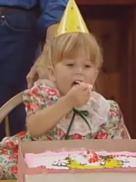 Little michelle 🤭💗 so cute, these clips are from season 3 if your wondering #michelletanner #michelle #fullhouse #tanner #fullhouseedits #foryou #fyp #viral 