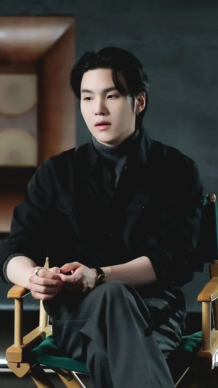 gegara au di tweet, ue dapet foto ganteng yoongii😭 cool bgt lagi❤️🔥 #yn #yoongi 