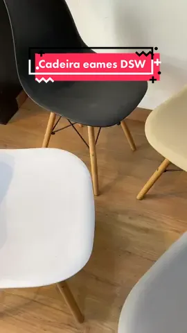 Cadeira eames DSW 💛 A clássica que todo mundo ama! #lemaremoveis #moveis #eames #cadeiraeames #cadeiradejantar 