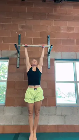I’m determined to do better😤 #fyp #muscleup #gymnastics #retiredgymnast #workingout #pullup #GymTok #gymmotivation 