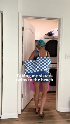 #beach #twins #Summer #aunt #nephew #sister 