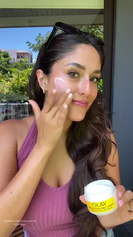 I have been loving the ✨Olay Vitamin C Facial Moisturizer✨ The vitamin c and b3 brighten, hydrates and evens out my skin tone. I love that I can use it daily and it’s doesn’t feel heavy on the skin. Not only is it already affordable but now  it is also available in a valued-sized fully recyclable jar! You now get one more week of use per jar🙌🏻 It is available only on Amazon and linked in my bio! #OlayPartner #vitaminc #skincare #skincareroutine #skincarefavorites #drugstoreskincare @Olay 