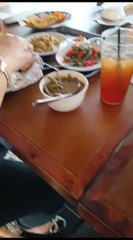 Prank teman lg mkn siang #fake #whatsapp #whatsappstatus #instastory #prankstorywa #prankstory #fyp #STORI #viralvideo #MENTAHAN #firaldonksss #danauabahbsd #makansiang 