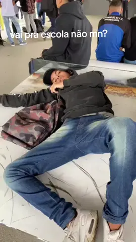 #flopado🤡 #escolapublica #foryou #like .      ninguém merece 😭