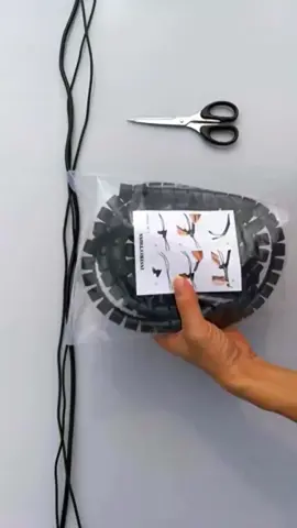 Pelindung Kabel Spiral #fyp #pelindungkabelspiral #coverkabel 