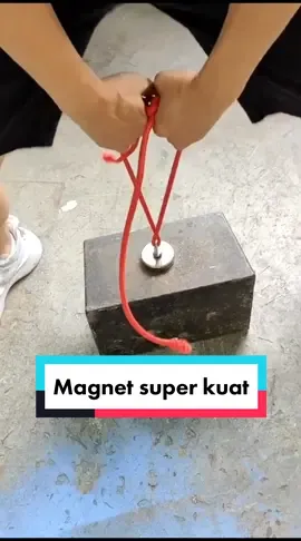 Magnet super kuat, bisa ngangkat sampe 300kilogram rek #magnetfishing #magnetkuat #magnetkuatmenempel #strongmagnet 