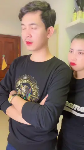 បងនាថធ្វើបាត់ខ្សែករបស់ប៉ាបញ្ញាហើយ…😢😢@Ah Neath @Nha1st @phumsovannarath #សាប៊ូកក់សក់uwell 