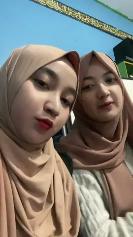 Ngaos dulu bareng bestie 🥰