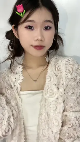 Thơ hay ngơ 🫢🫣💞 #xuhuong #makeup #changg_makeup 