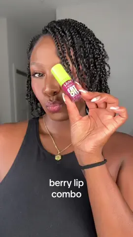 Replying to @deonnasimon @NYX Cosmetics Fat Lip Oil Lip Drip in the shade That’s Chic is really that girl! #nyxfatoil #contentcreator #beautycontentcreator #beautyinfluencer #makeupinfluencer #falllipcombo 