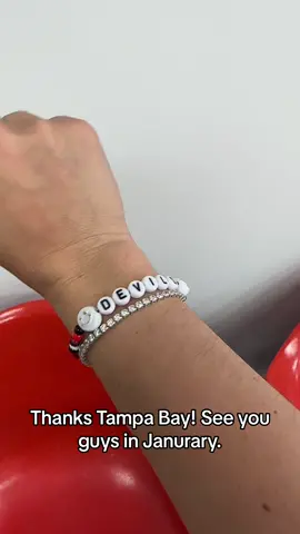 #stitch with @Tampa Bay Lightning Friendship bracelet secured. 🤝  #njdevils #NHL #hockey #friendshipbracelets #devils 