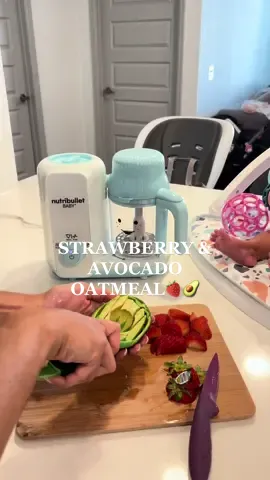 Wait till the end for cuteness overload🫶🏼 Using my @nutribullet baby to make strawberry avocado oatmeal purée🍓🥑 Recipe inspired by @Days  #fyp #foryou #foryoupage #parati #firsttimemoms #5monthsold #MomsofTikTok #babytiktok #momtok #sahm #momlife #babyfoodrecipes #babyfoodideas #babyfood 