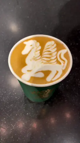 Unicron latte art with pepper cup 🦄🥰 #baristaomar #omar_p #latteart #latteart #coffee 