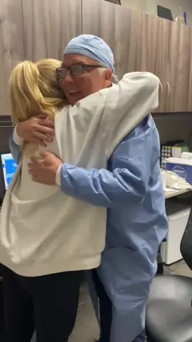 My dad didnt think i was coming home for his birthday ! Im crying he didnt even react when he saw me hahaha #reaction #birthday #surprise #cincinnati 