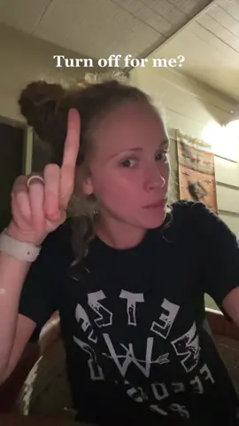 I love Disney movies😂 #turnoffforme #turnoffs #disneyadult #disneymovies #dealbreaker #jokes #funny 