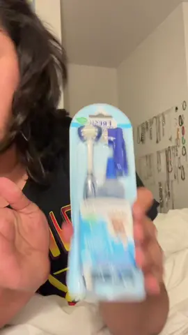 Brushing gimlis teeth