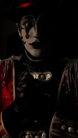 Where are all my Manuela Dominguez lovers. The Jude Perry enthusiasts. The Annabelle Cane simps.  #nikolaorsinov #nikolaorsinovcosplay #thestranger #themagnusarchives #themagnusarchivescosplay #tma #tmacosplay 