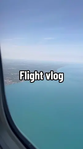 Calling all sugar daddys, I cant go back to economy 😩🤣 #funny #flight #Vlog #travel #firstclassflight #fyp 