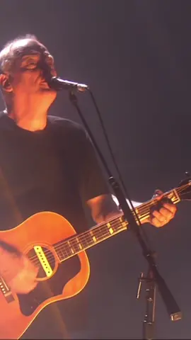 'Wish You Were Here' live at the Royal Albert Hall. #wishyouwerehere #sydbarret #pinkfloydcover #royalalberthall #70smusic