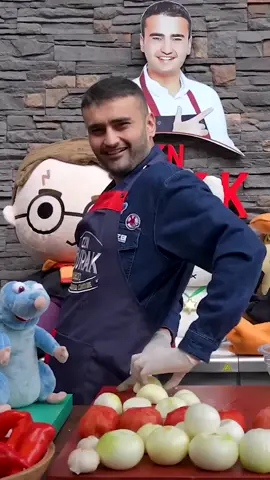 Czn Burak ile Soğan Doğrama Sanatı 🧅  #cznburak