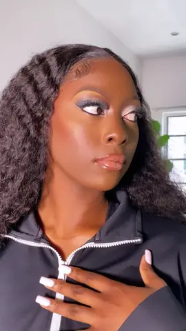 A little process video of this gorgeous chocolate skin girl❤️❤️ #SAMA28 #sandtonmua #johannesburgmua #southafficantiktok🇿🇦 #makeupartistinjohannesburg#mua #midrandmuas #midrandmuas #southafricanmua #beauty #beautiful #BeautyTok #fashion #makeup #makeuptutorial 