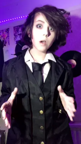 He was real for this 😔🦇 #screamstreet #cosplay #resusnegative #resusnegativescreamstreet 
