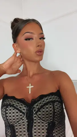 Im not this organge, promise its the filter🤠 #4u ig liciavitiellox