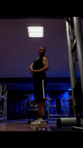 #gymmotivation #GymLife #GymTok #fyp #gymbro #gymlover #fit #Fitness #FitTok #fitnessmotivation #mindset #mind #mindsetmotivation #bodybuilding #body #pause 
