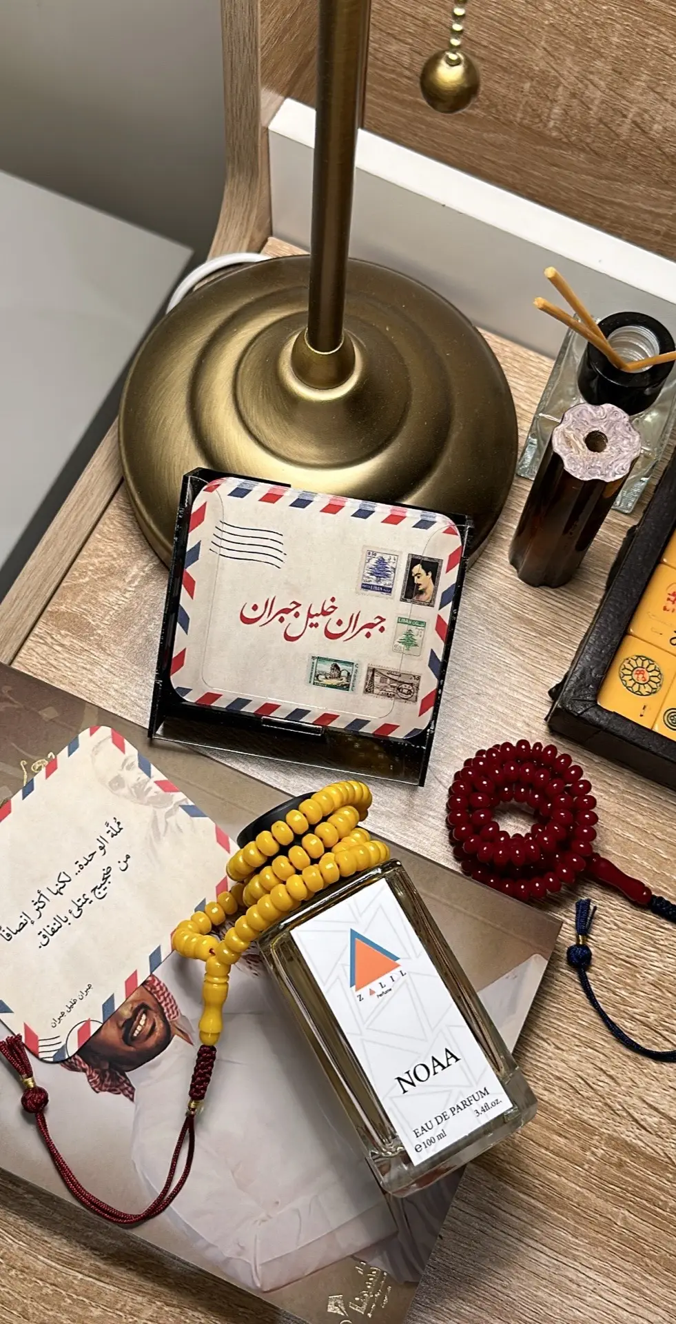 عندما يجتمع جمال الرائحة مع جمال الملمس 🩵🩵.   @Zalil Perfums #مسباح #عطر