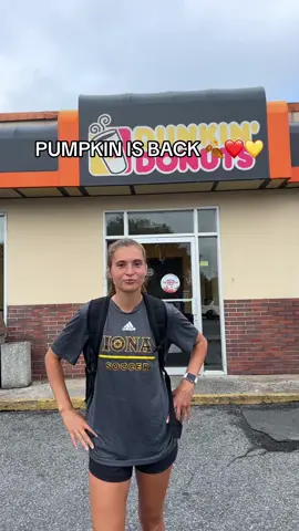 PUMPKIN BACK 2023 #fyp #dunkin #coffee 