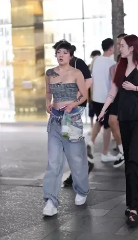 Share street fashion👗 #fashiontiktok #flypシ #cute  #girls #beauty #StreetFashion #us #usa #usa_tiktok#asmrsounds #asmr