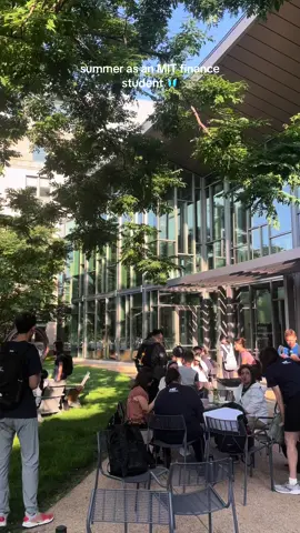 Another episode of my life as an #mit #financestudent 🦋 