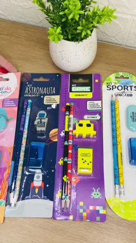 KITS Léo e Léo lápis, apontador e borracha ideal para quem procura um kit escolar. Você encontra em nosso site: www.papelariacaju.com.br  R$10,90 (16)99462-3960 #kitescolar #kitleoeleo #papelaria #papelariafofa #papelariavirtual #papelariaonline #papelarialovers #empreendedorismo #lapis #borracha #apontador #cajupapelariaepresentes