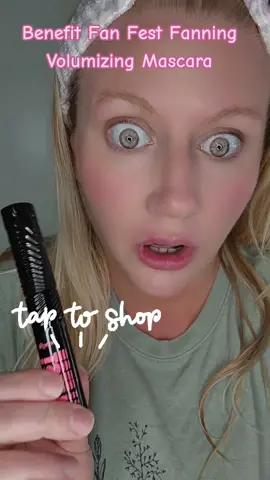 A good mascara brush makes all the difference! Plus the formula is amazing! Available in my Tiktok shop! @Benefit Cosmetics #ohiocheck #benefitfanfestmascara #smalltowngirl 