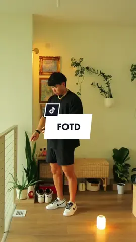 My new favorite oversized shirt from Nike. The oversized, heavyweight, washed cotton tee is a stapel in my closet.  #OOTD #fotd #kotd #mensfashion #nike #athleisure #swoosh #fyp #foryoupage #lululemon #outfitideas #clothes #mensclothing #oversizedshirt #fitoftheday 